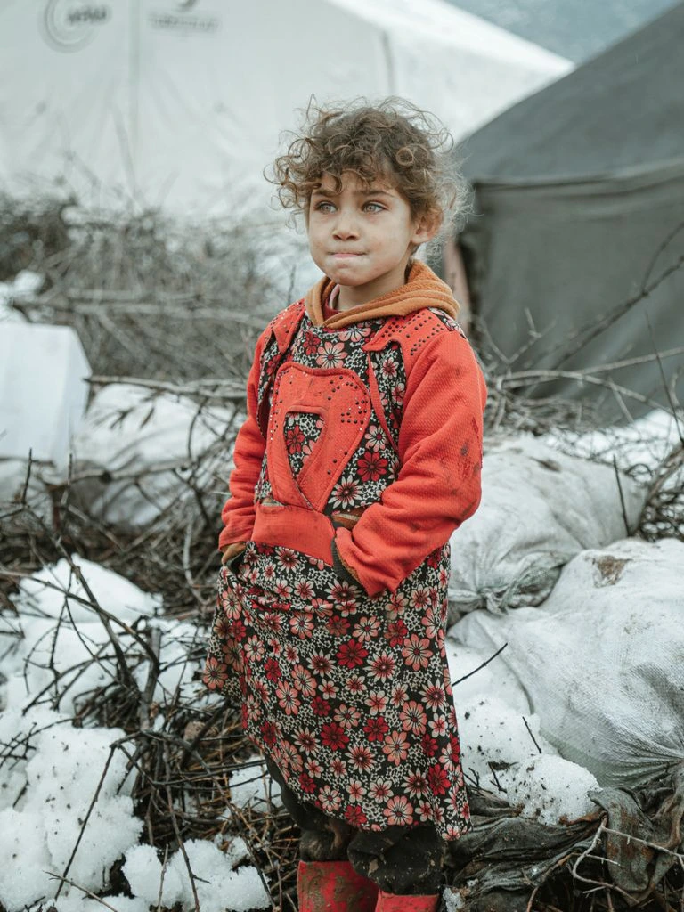 Portrait of Rana K., field reporter based in Idlib.